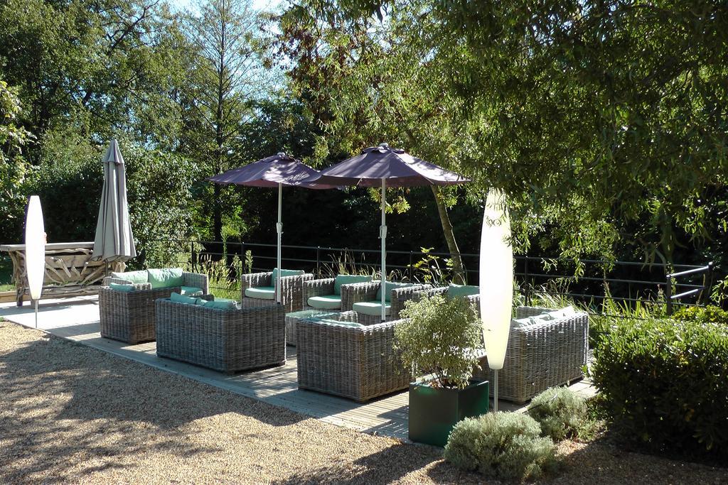 Bastide Rose Hotel Le Thor Exterior foto